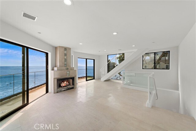 Building Photo - 715 Ocean Front