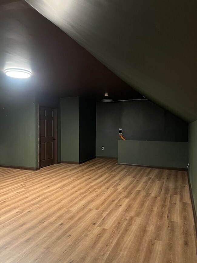 Building Photo - 68 Bicentennial Way