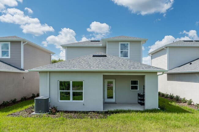 Building Photo - 5347 Vista Lago Dr