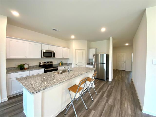 Building Photo - 8248 Muscovy Dr