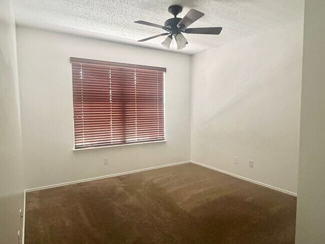 Building Photo - JUST LEASED!