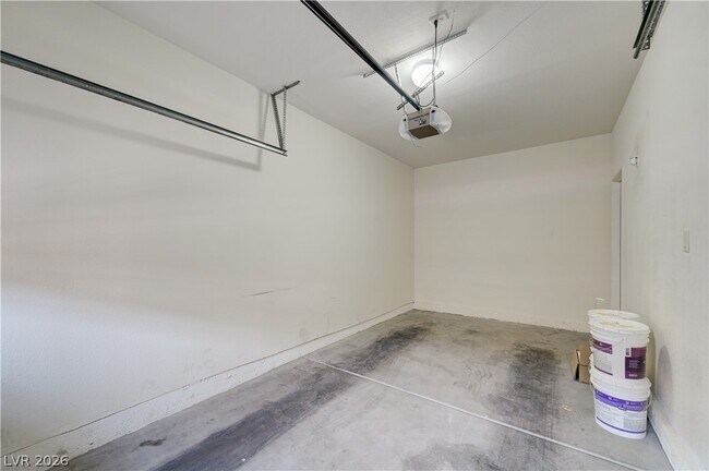 Building Photo - 673 Peachy Canyon Cir