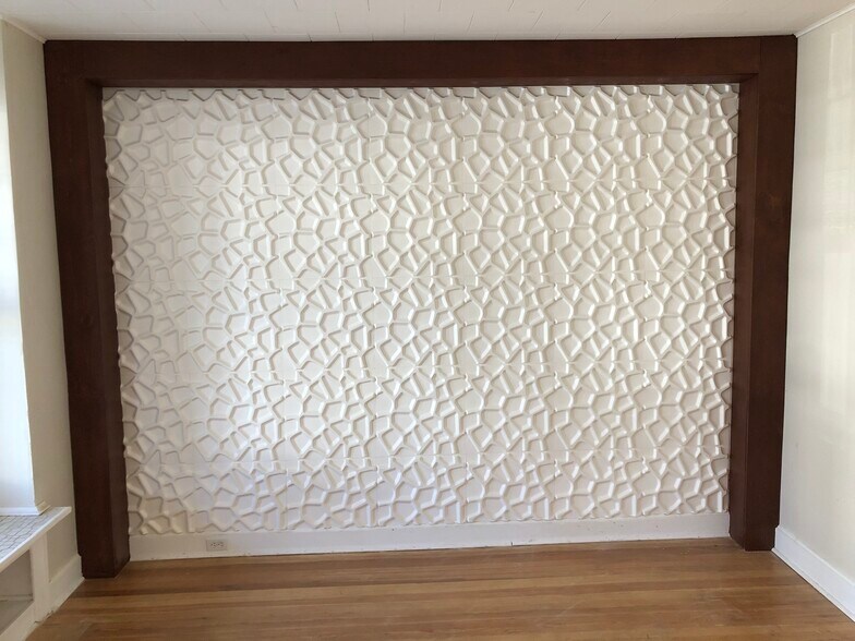 Building Photo - 253 Manning Blvd