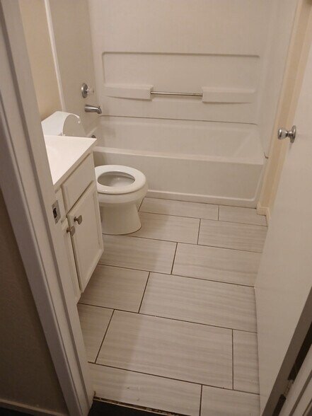 Building Photo - 38550 22nd St E