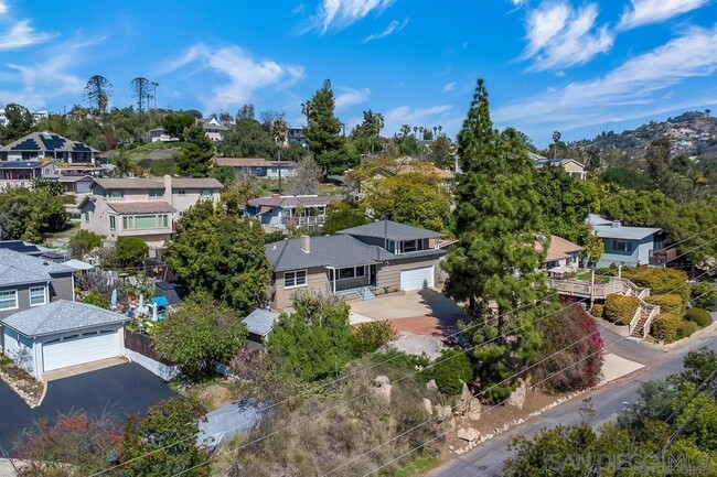 Building Photo - 8810 Mariposa St