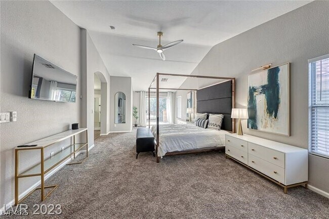 Building Photo - 183 Andada Dr