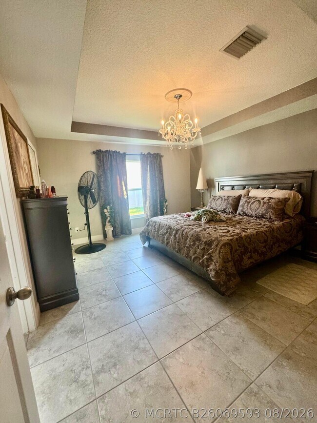 Building Photo - 9621 Rainwood Court