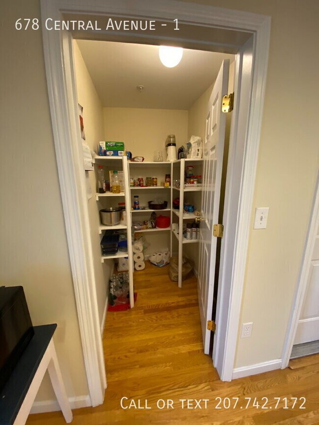 Building Photo - 678 Central Ave