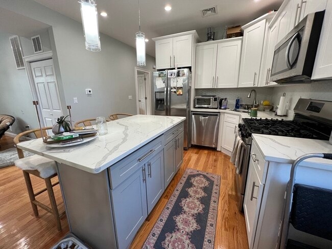 Building Photo - 20 Kenton Rd