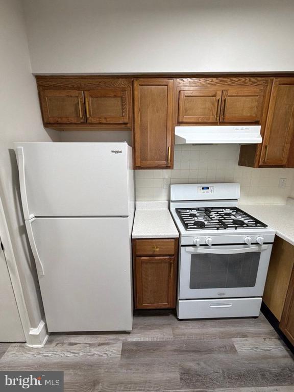 Building Photo - 7092 Forrest Ave