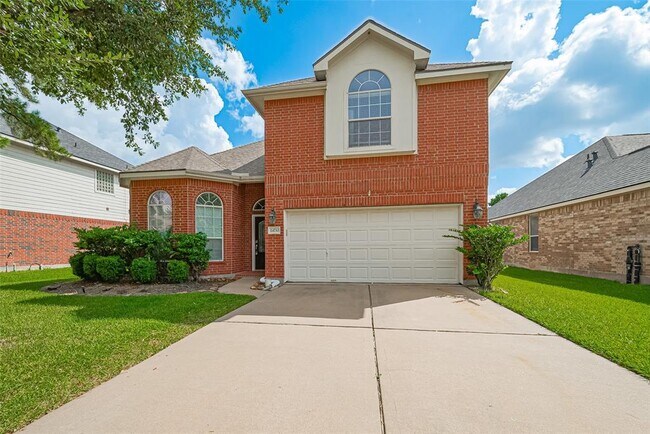 Building Photo - 24730 Blane Dr