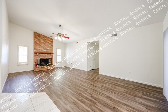 Building Photo - 4150 W Kent Dr