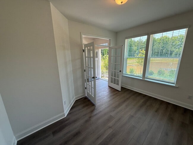 Building Photo - Brand New Townhome in Ballantyne!!