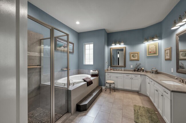 Building Photo - 409 Ridge Lake Scenic Dr