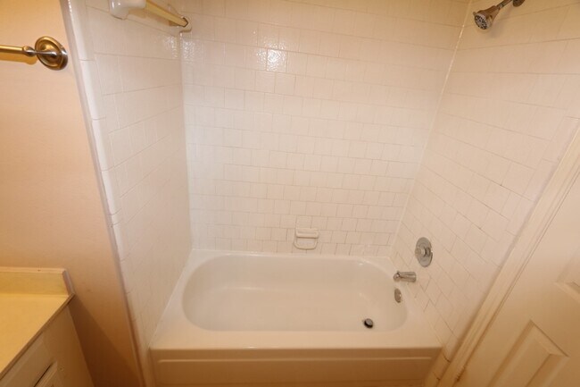 Building Photo - 12510 Sableleaf Dr