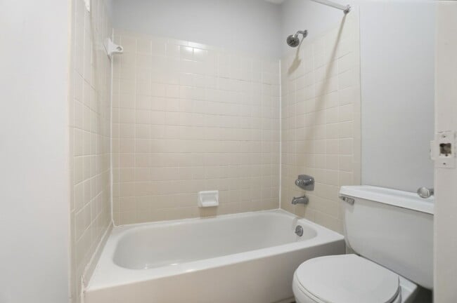 Building Photo - Spacious Condo • Pool Community • Prime Location