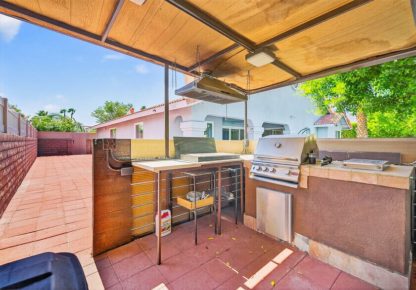 Building Photo - 68830 Jarana Rd