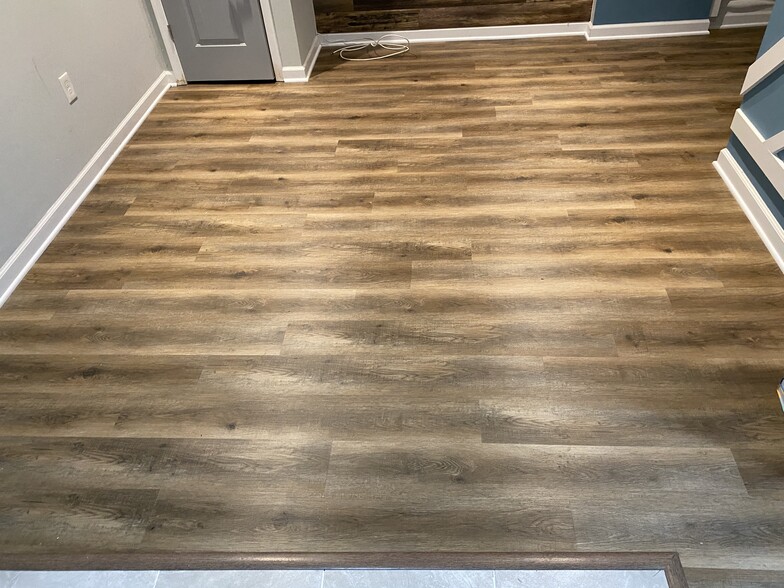 Building Photo - 5804 Berwyn Rd