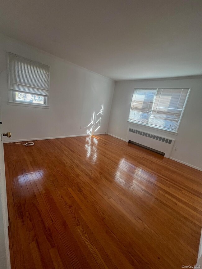 Building Photo - 117 Blydenburgh Ave