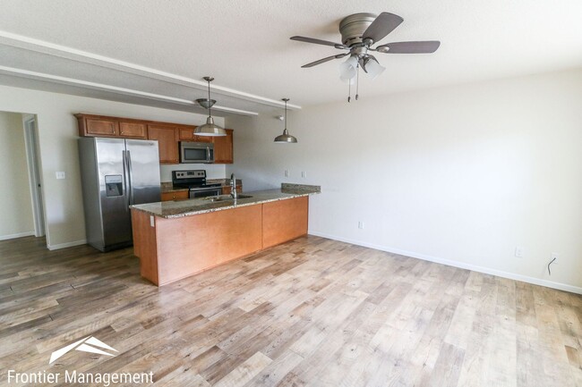 Building Photo - 914 Vattier Street