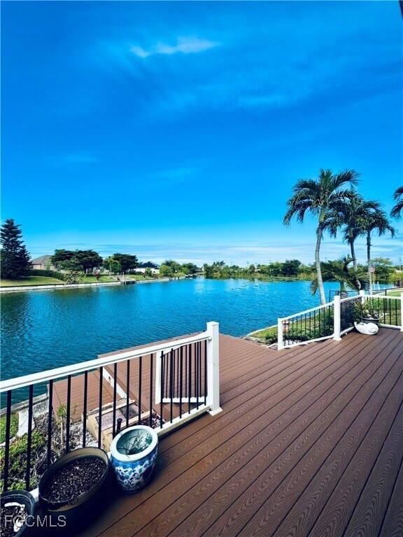 Building Photo - 1320 SE 6th Ave