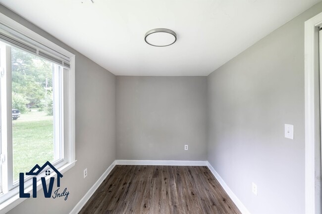 Building Photo - 1050 Janet Dr