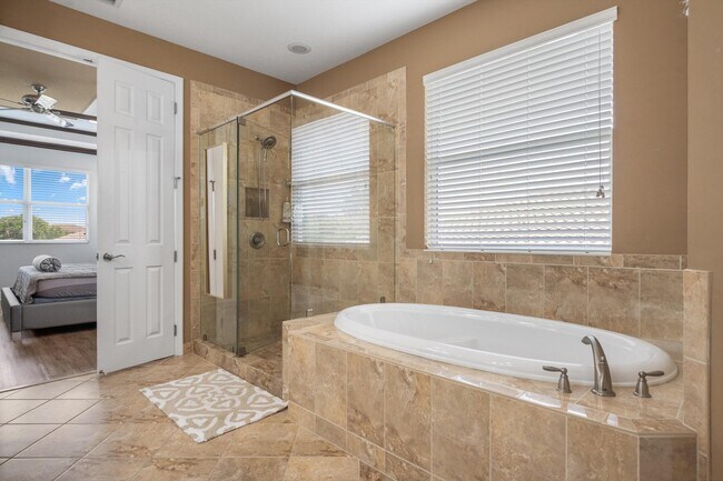 Building Photo - 2352 Bellarosa Circle