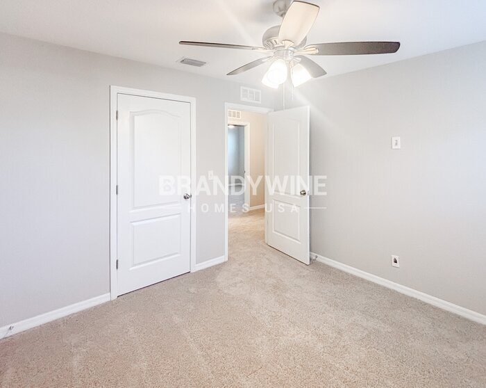 Building Photo - 12026 Suburban Sunrise St