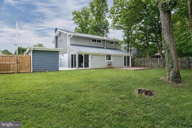 Building Photo - 13802 Marianna Dr
