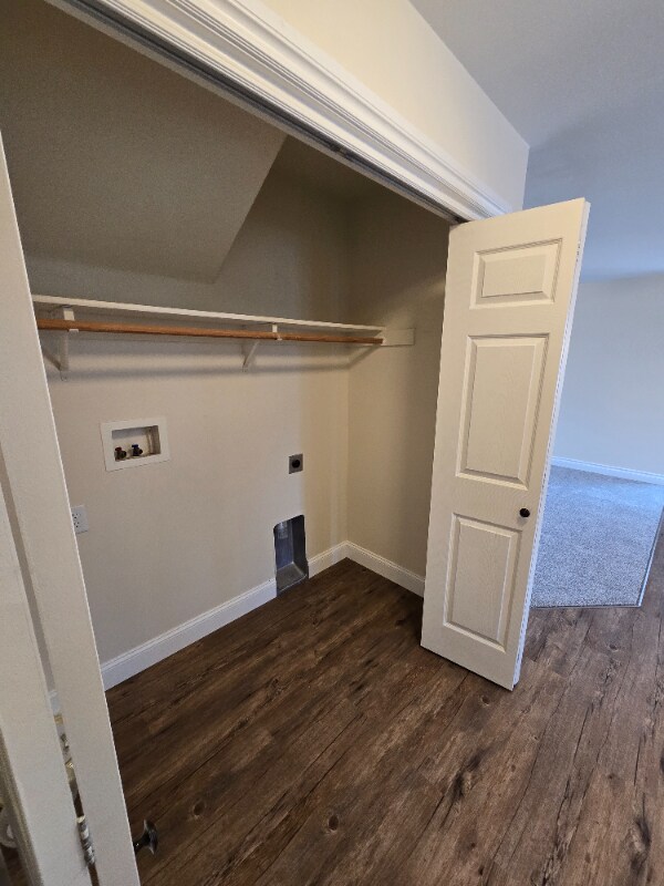 Building Photo - 1007 Redpoll Loop