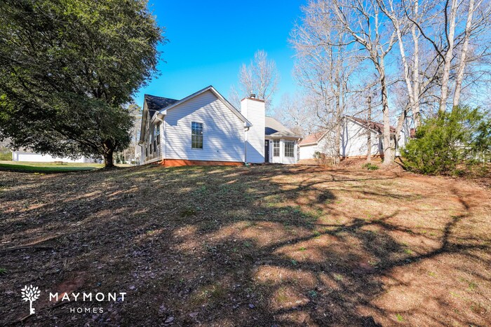 Building Photo - 3020 Regal Dr