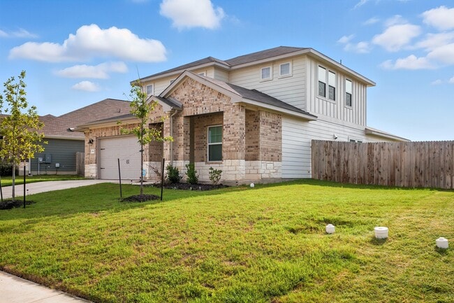 Building Photo - 104 Capella Way