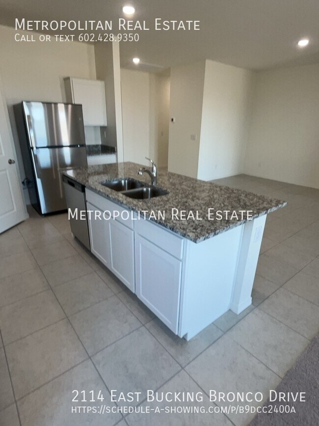 Building Photo - 2114 Bucking Bronco Dr
