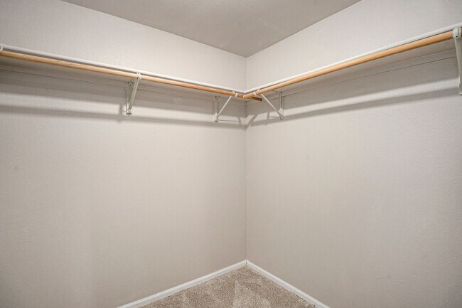 Building Photo - Spacious 4-Bedroom Home in District 20 with Huge Deck & Fenced Yard