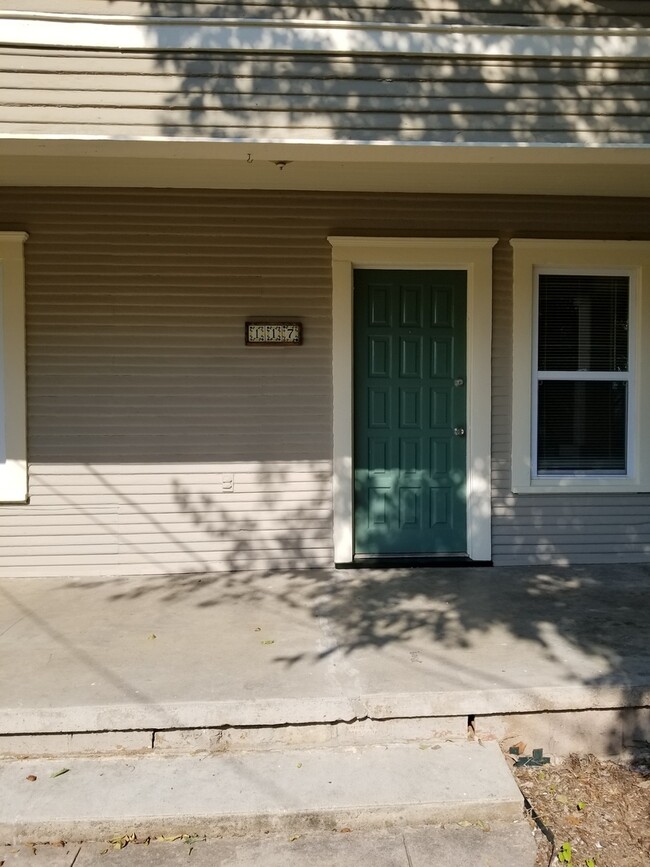 Primary Photo - 1 Bedroom 1 Bath Duplex Additional Office ...