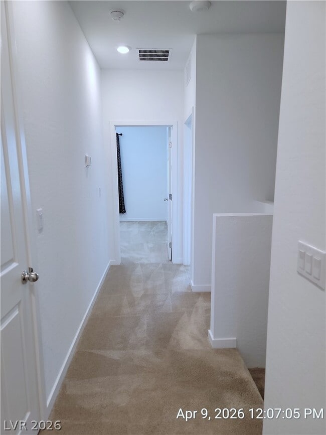 Building Photo - 965 Nevada State Dr