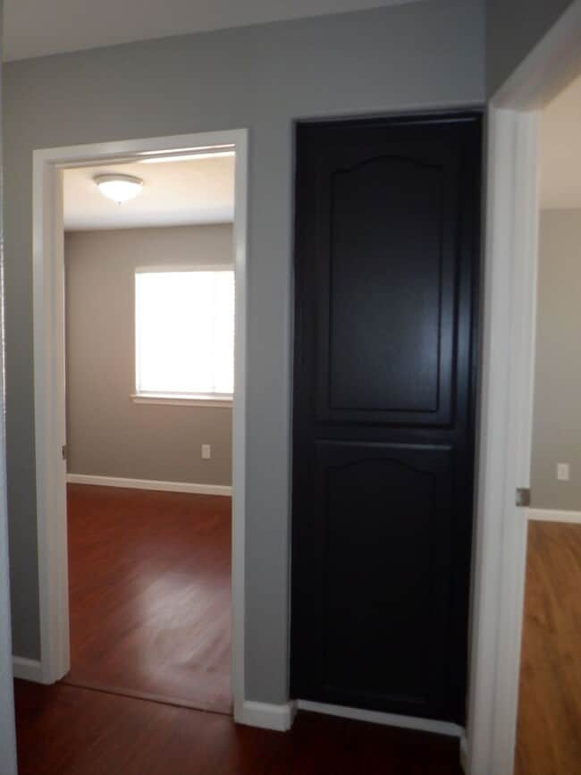 Building Photo - Convenient Location - Cul De Sac