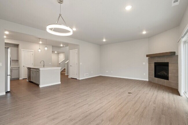 Building Photo - 5497 Carvel Grove