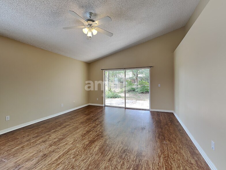 Building Photo - 4012 Waltham Forest Dr