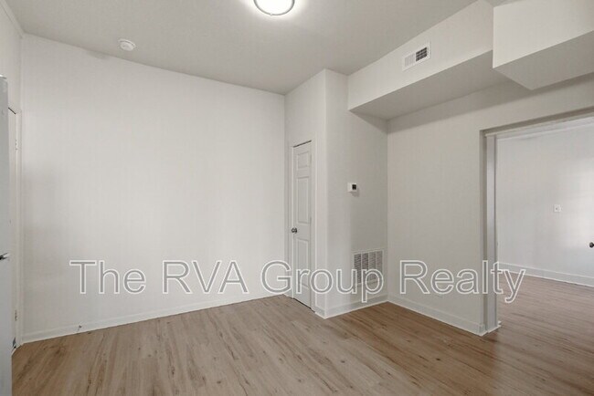 Building Photo - 27 S Jefferson St