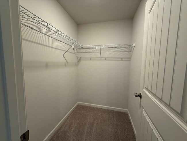 Building Photo - Beautiful and Spacious 5BR 4.5BA Home w/ Full Appliance Kitchen • Garage in Fairburn