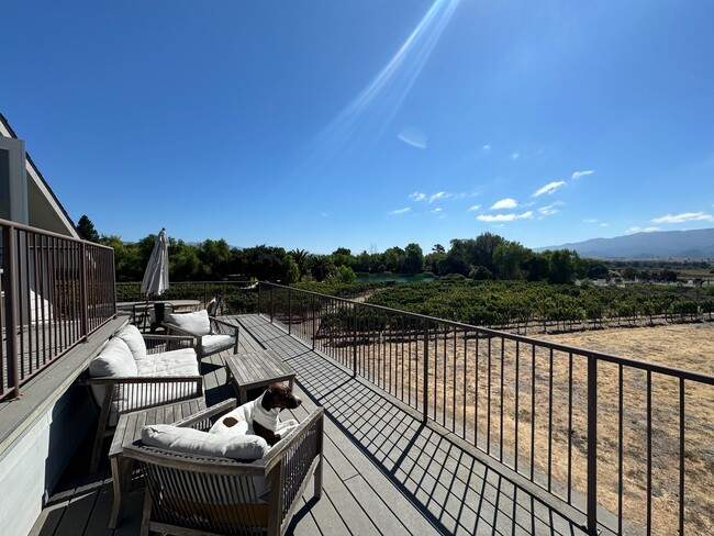 Building Photo - 3730 Roblar Ave