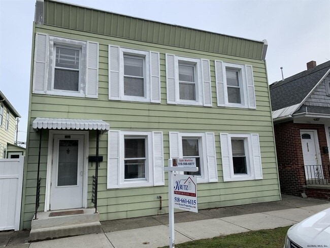 Building Photo - 2316 4th Ave