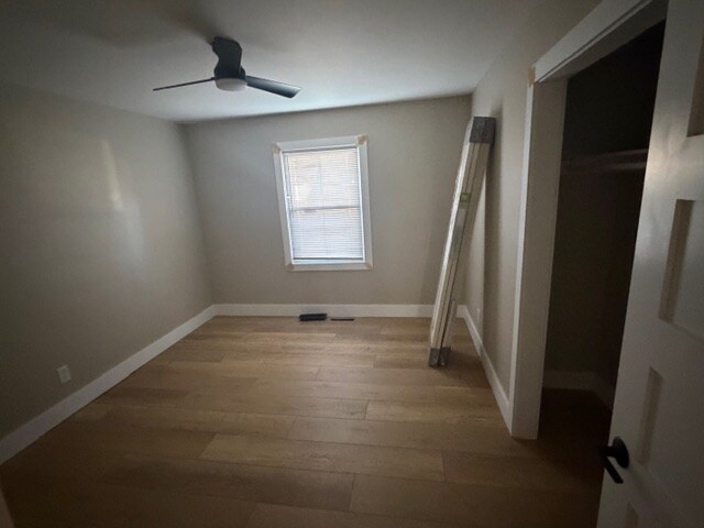 Building Photo - 10640 Penn Dr