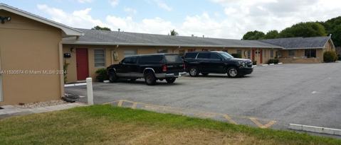 Building Photo - 330 Southwind Dr