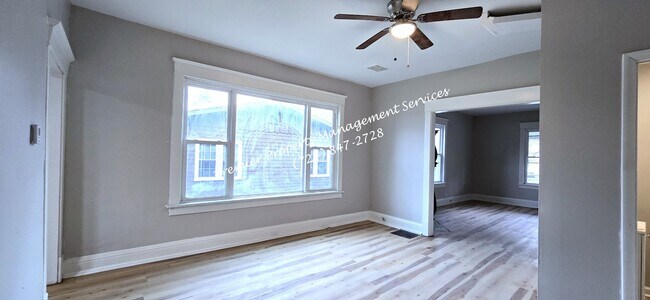 Building Photo - 1429 Hall Ave