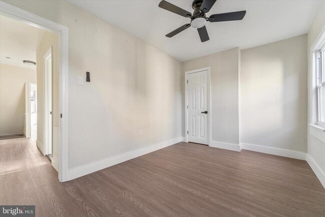 Building Photo - 5712 Lena St