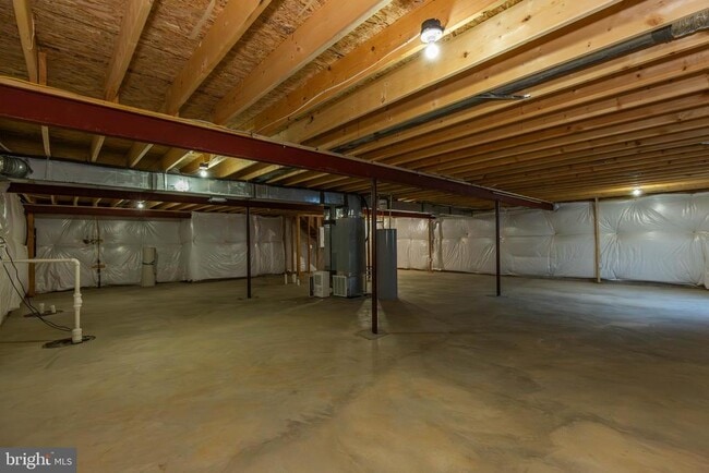 Building Photo - 210 Eternal Way