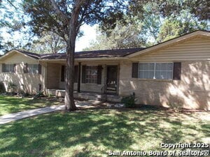 Building Photo - 801 Timber Dr
