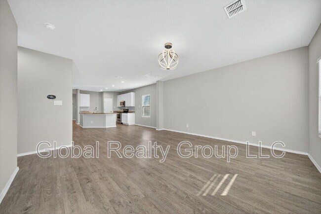 Building Photo - 10419 Lateleaf Oak